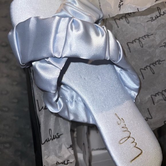 Blue Sandals - Picture 6 of 9